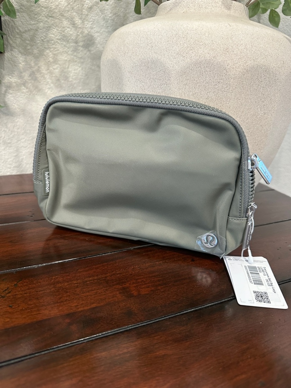 lululemon athletica Olive Belt Bag